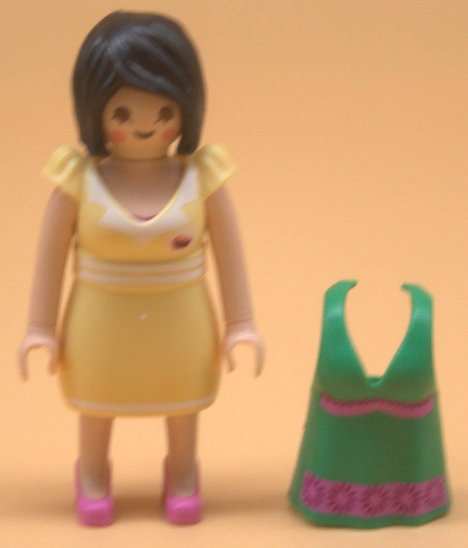 Playmobil Frau mit Wechselkleidung gebraucht – beige-grün