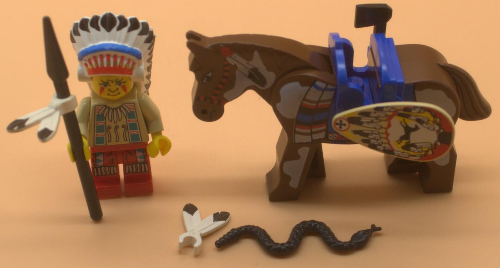 Lego Minifigur Indianer Häuptling mit Pferd gebraucht
