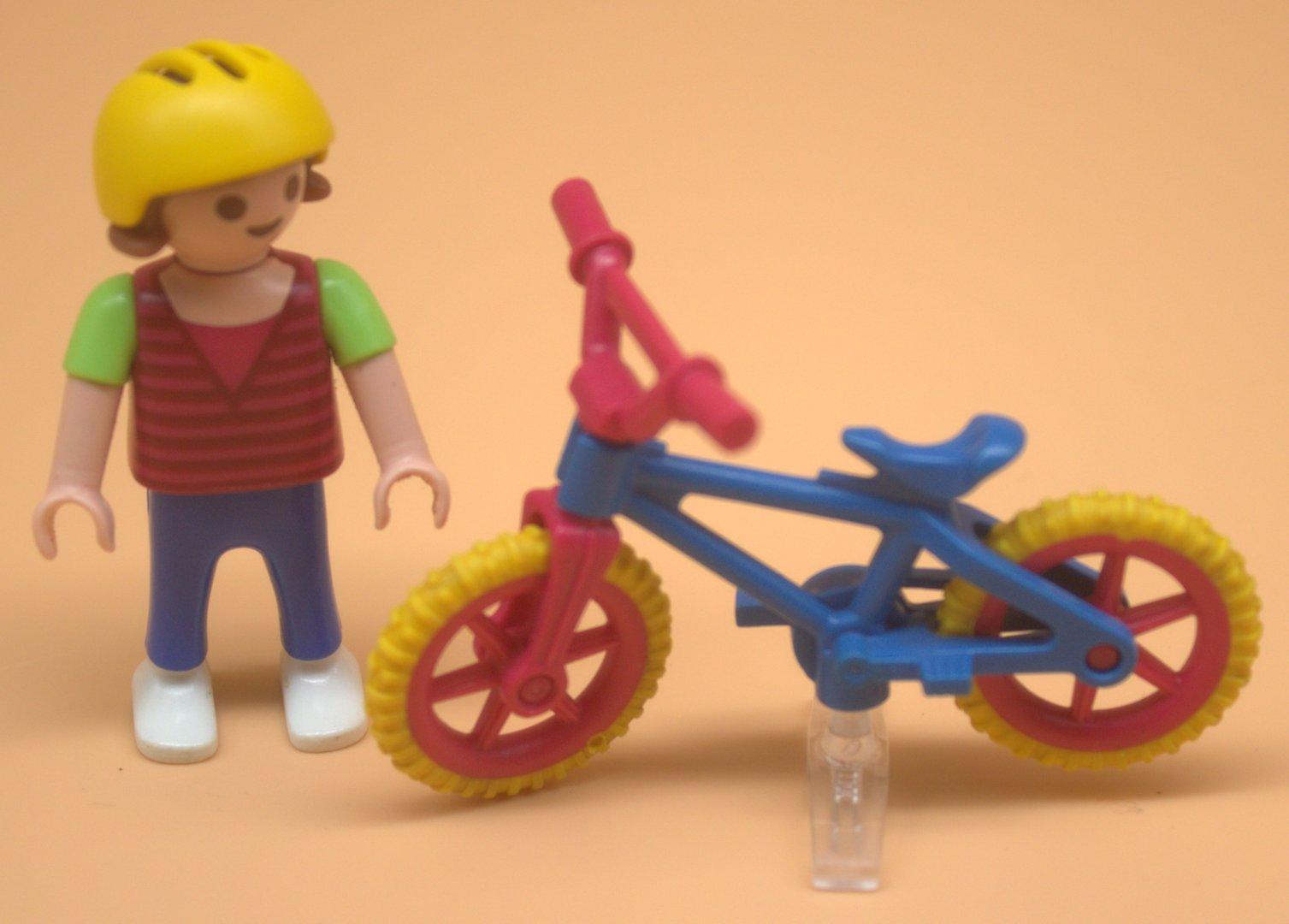 Playmobil Mädchen mit Fahrrad gebraucht