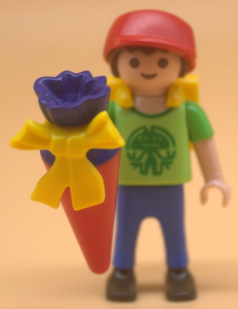 Playmobil erster Schultag, Junge mit Schultüte gebraucht