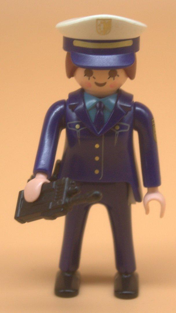 Playmobil Figur Polizistin gebraucht
