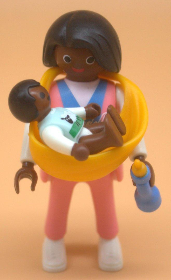 Playmobil Figur Mama mit Baby 70563 gebraucht