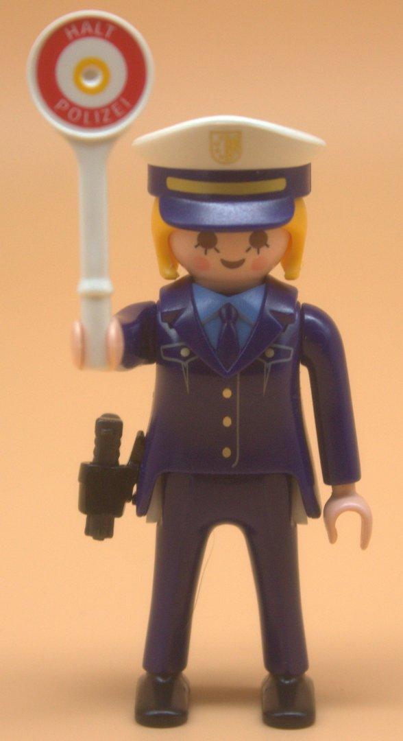 Playmobil Figur Polizistin gebraucht