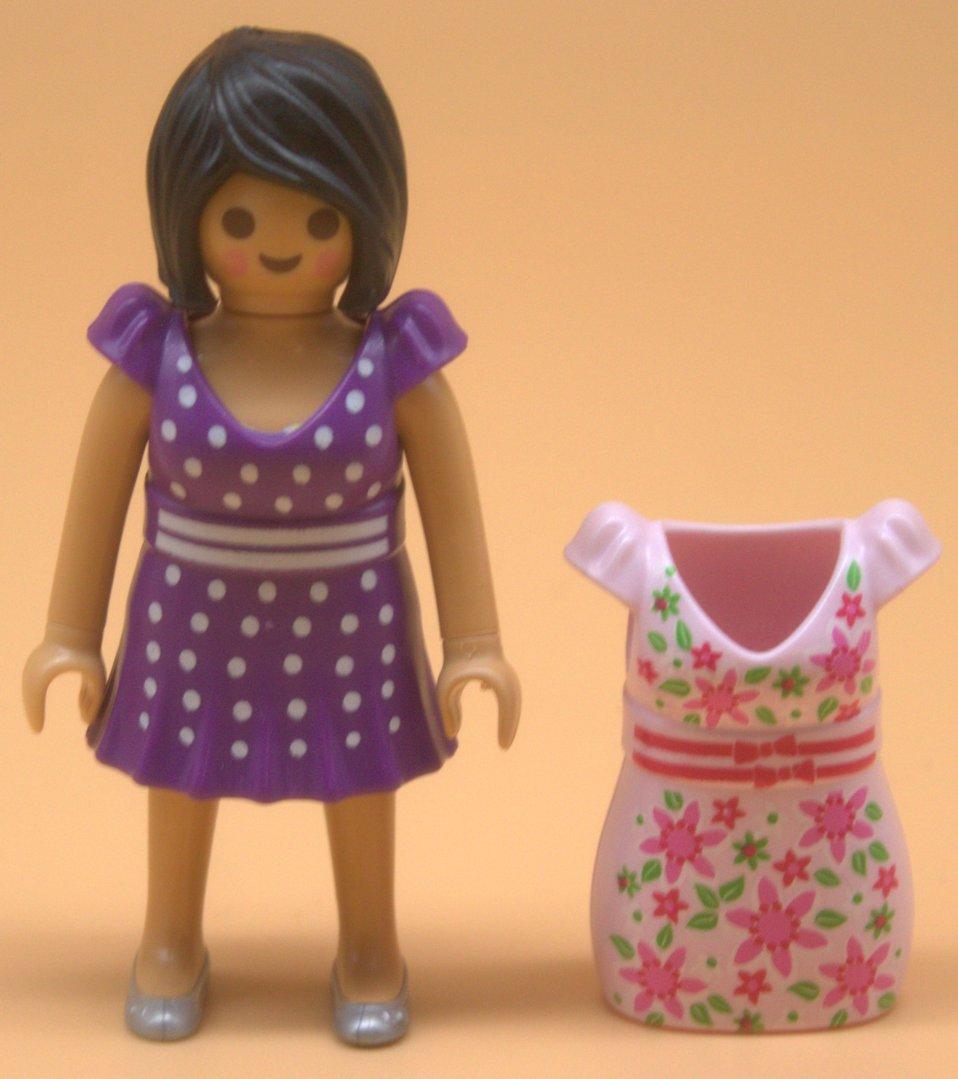 Playmobil Frau mit Wechselkleidung gebraucht – lila-rosa