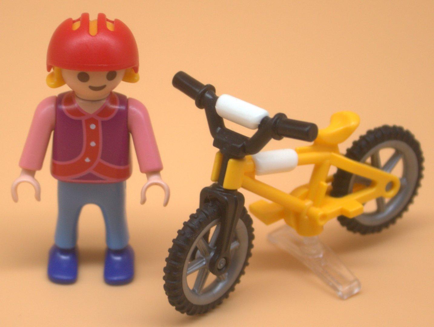 Playmobil Mädchen mit Fahrrad gebraucht